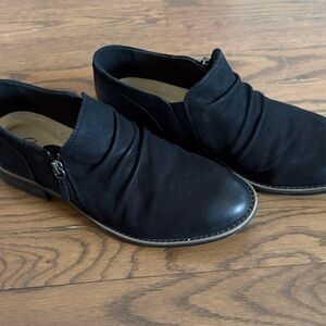 Women’s Clark’s Shoes